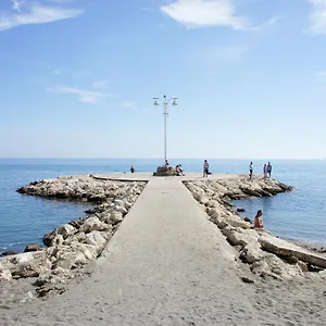 Domus Spanien