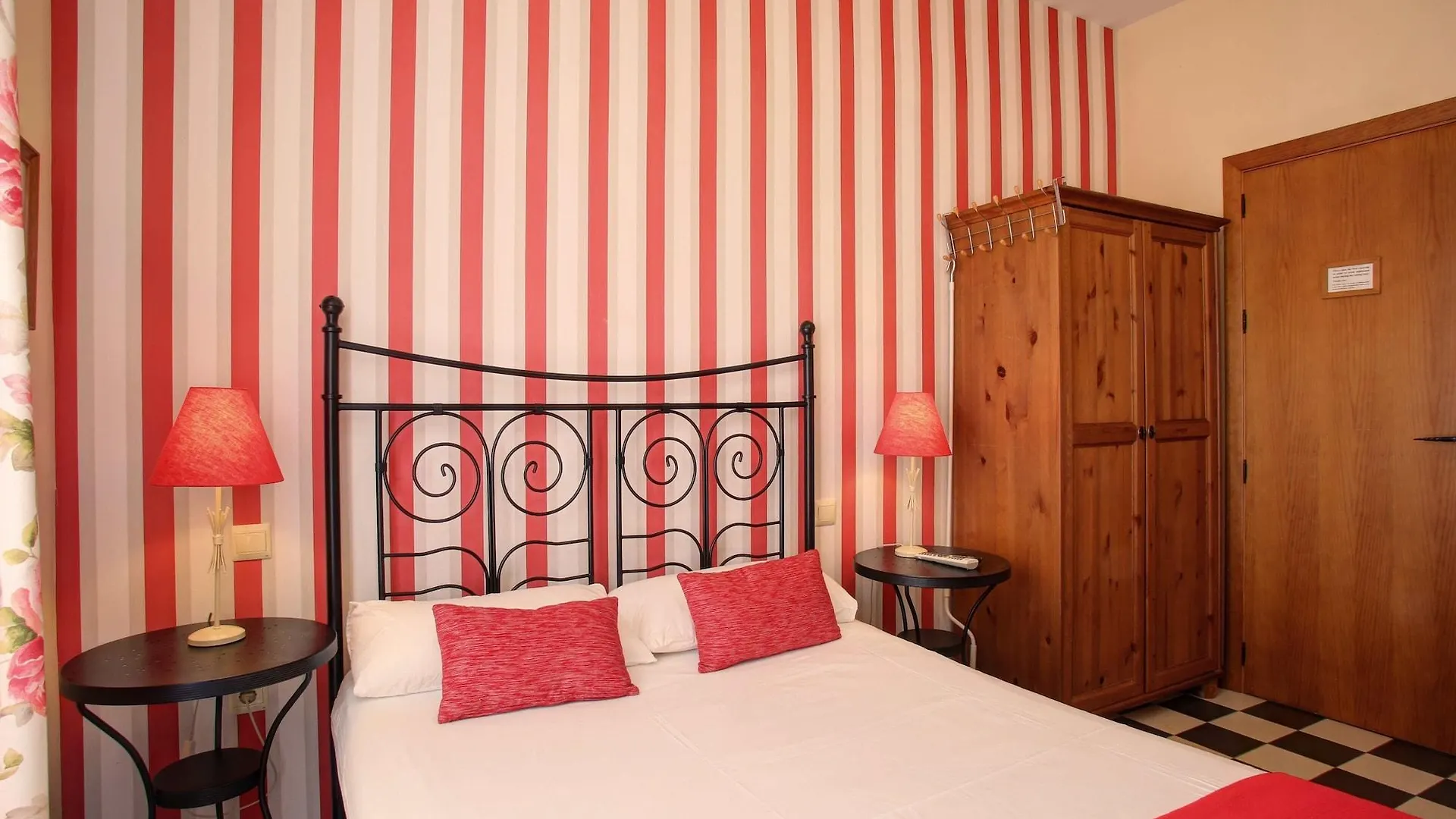 *** Gasthof Malaga Lodge Guesthouse Spanien