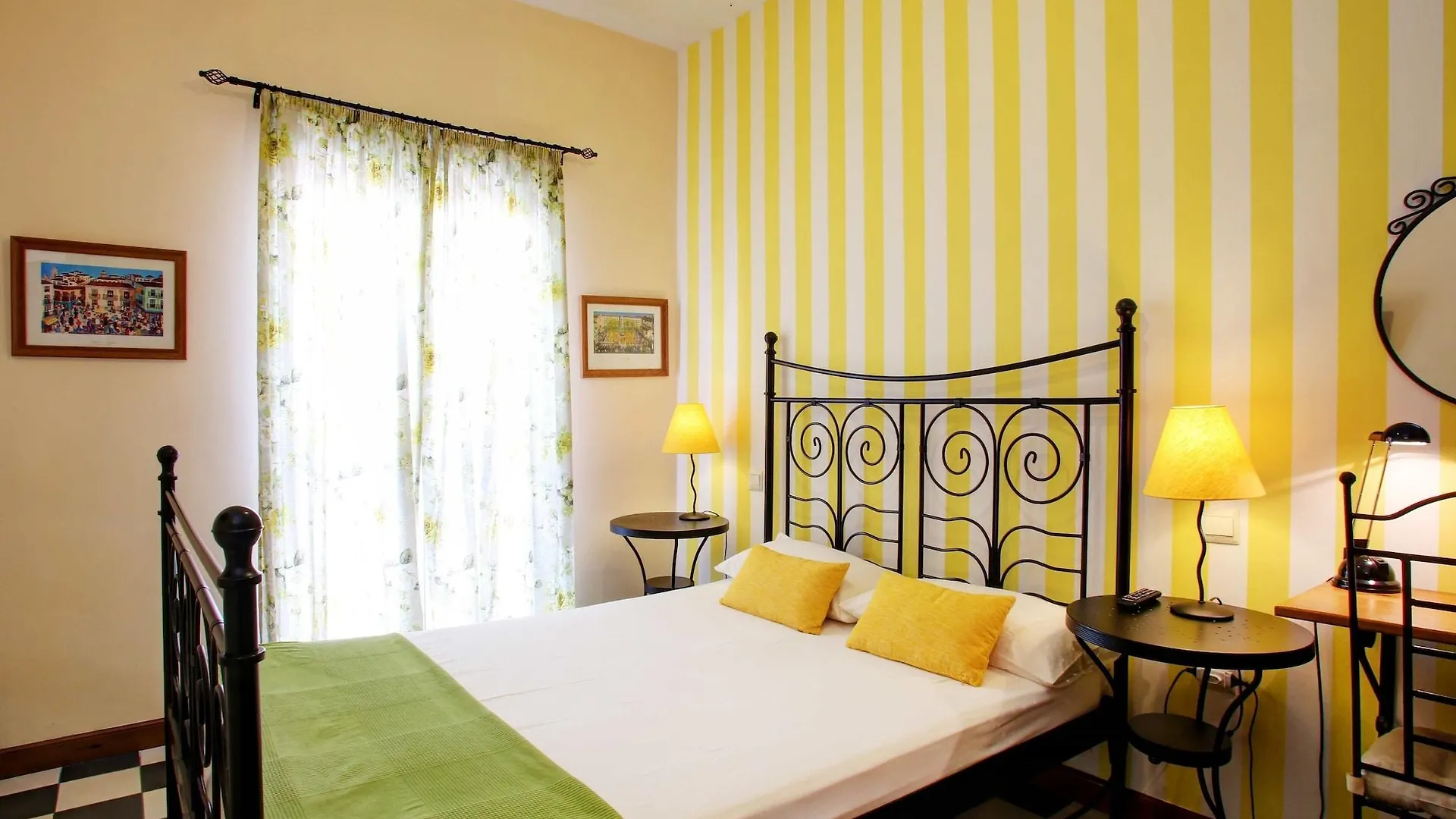 Malaga Lodge Guesthouse Gasthof